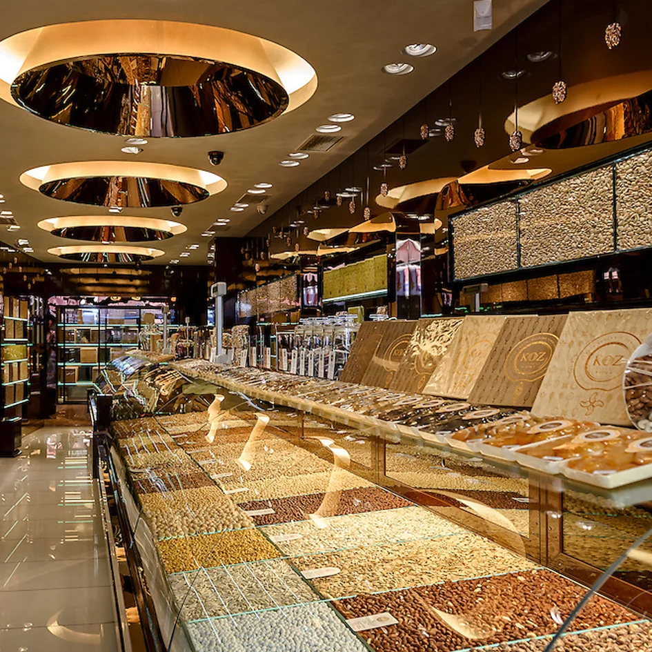 آجیل علیزاده